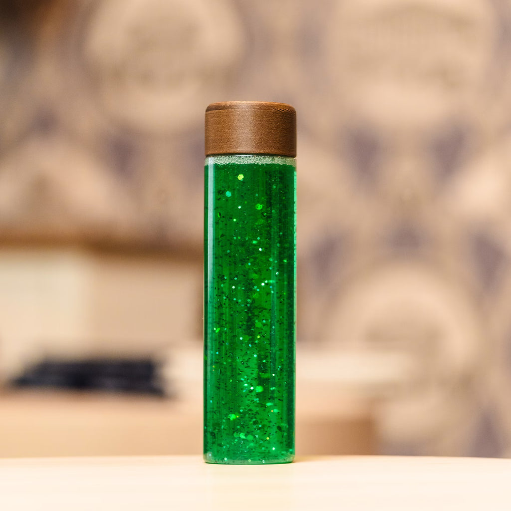 Bouteille sensorielle - Paillettes - Verte Ma petite malle d'éveil