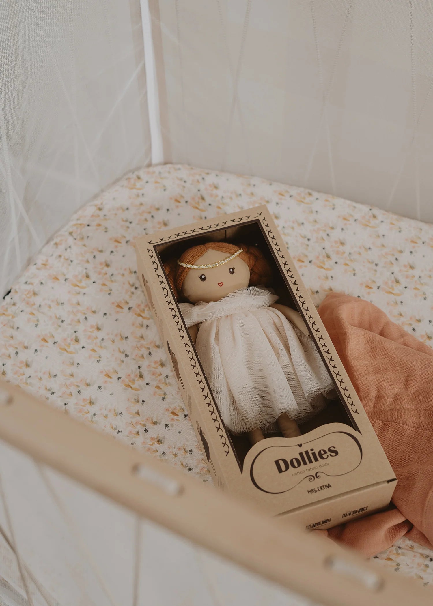 Poupée Dollies - Lilly Toots Mrs Ertha