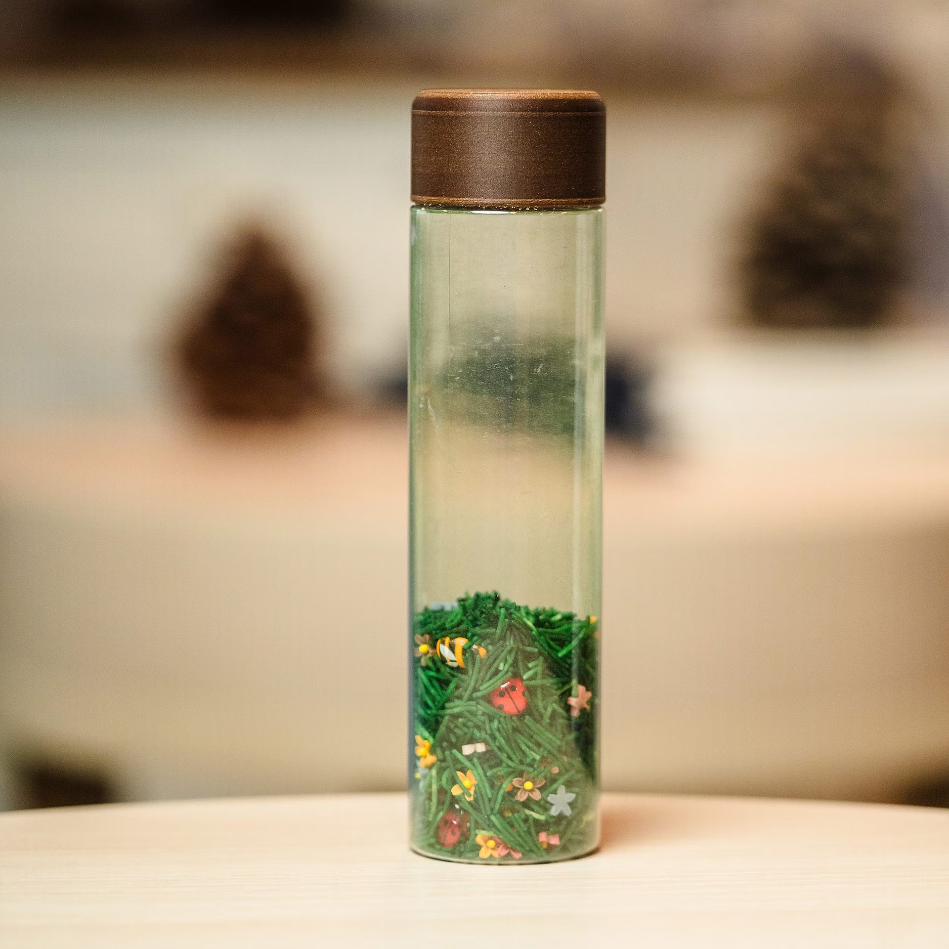 Bouteille sensorielle - Printemps Ma petite malle d'éveil